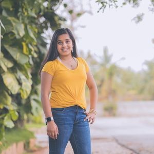 Meet your Posher, Anisha